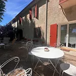 De La Cave Charme Provençal Avec Jardin à Appartamento