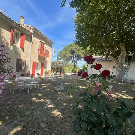 De La Cave Charme Provençal Avec Jardin à Aigues-Mortes